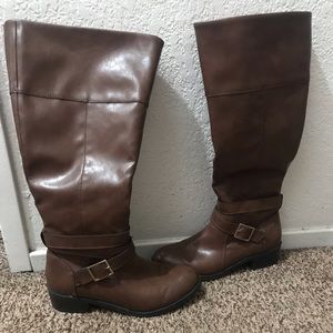 Brown boots